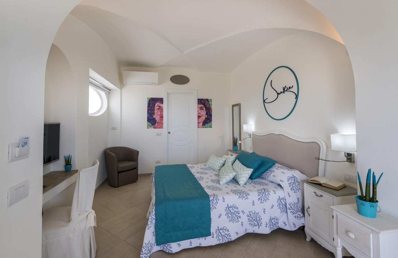 Villa Patrizi กาปรี ภายนอก รูปภาพ