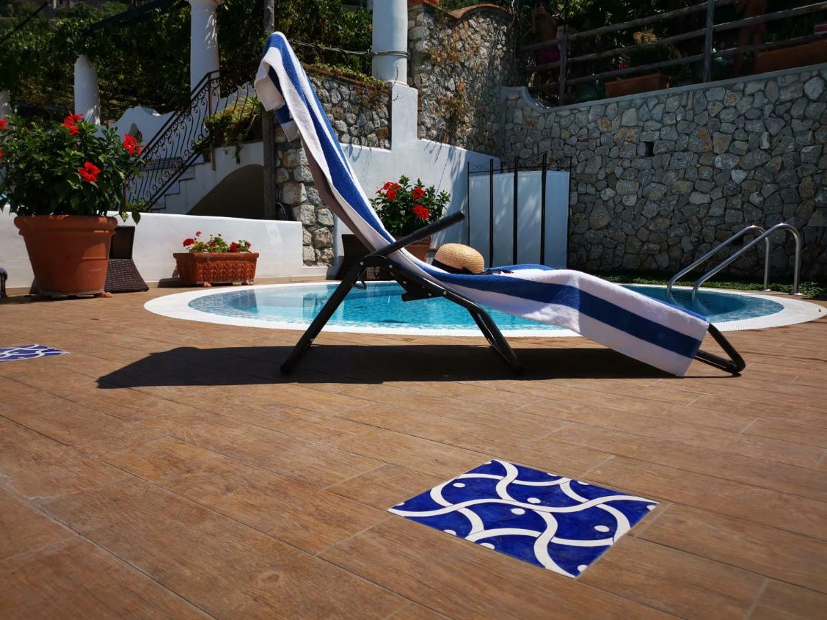 Villa Patrizi กาปรี ภายนอก รูปภาพ