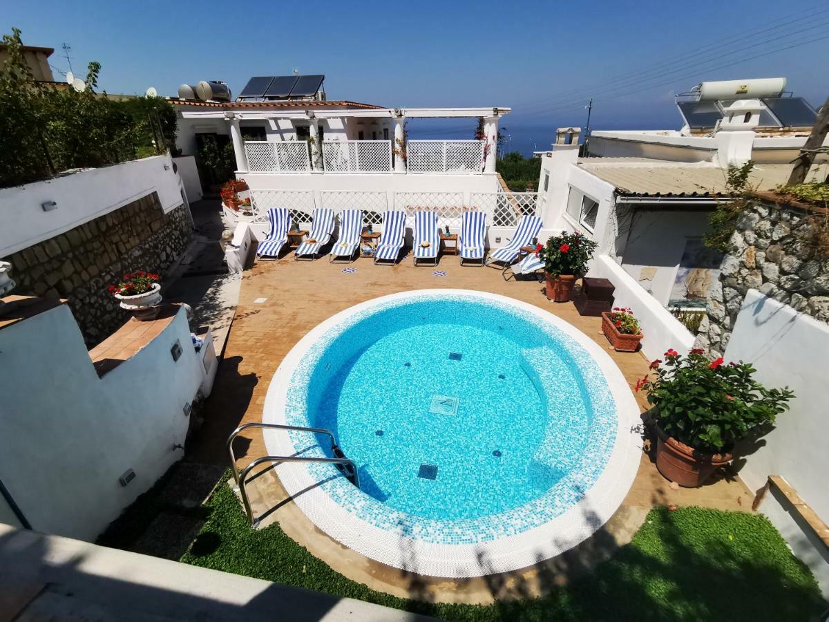 Villa Patrizi กาปรี ภายนอก รูปภาพ